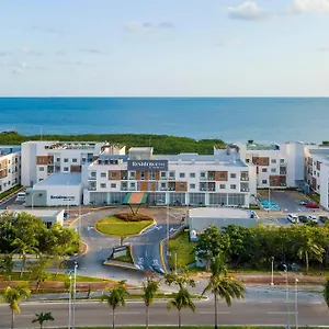 By Marriott Zone *** Cancún